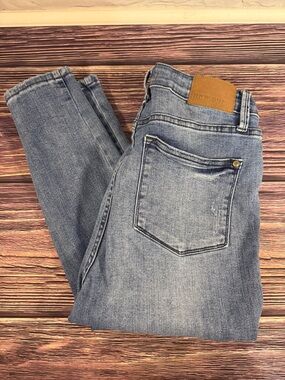 Judy Blue Medium Light Blue High Rise Skinny Fit Stretch Denim Jeans 13/31